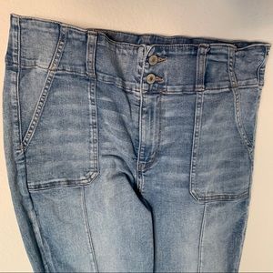 American Eagle High Waisted Jeans Size 18 POCKETS